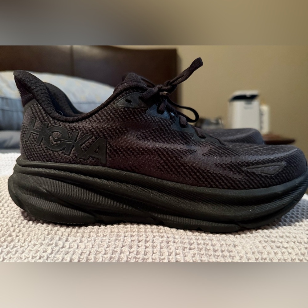 Hoka Clifton 9 Running Shoes